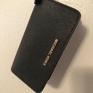 Michael Kors Wallet w/ Cell Phone Slot